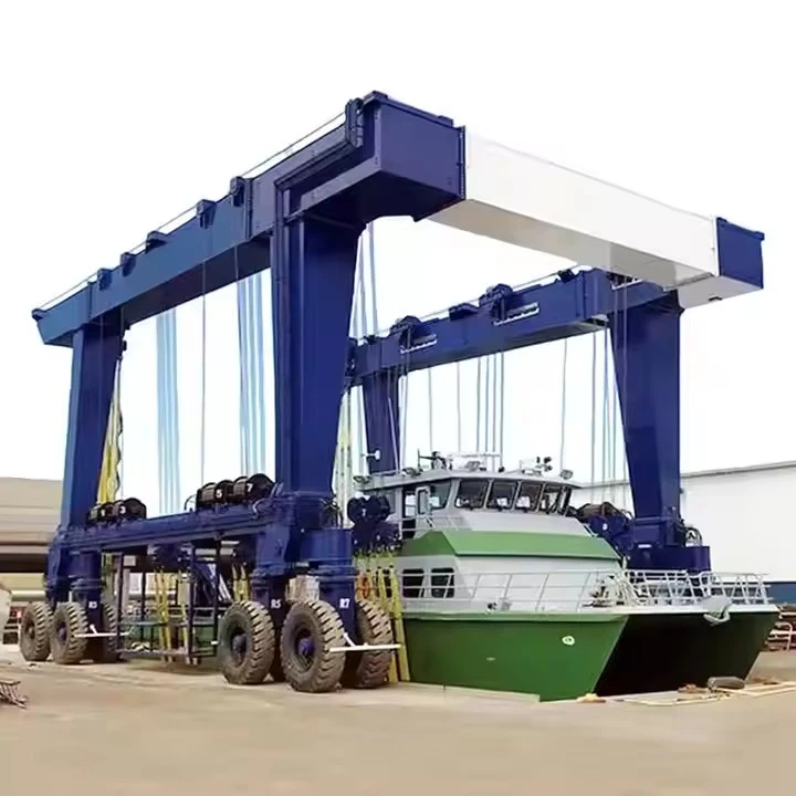 320トン移動式ボートマリンリフト