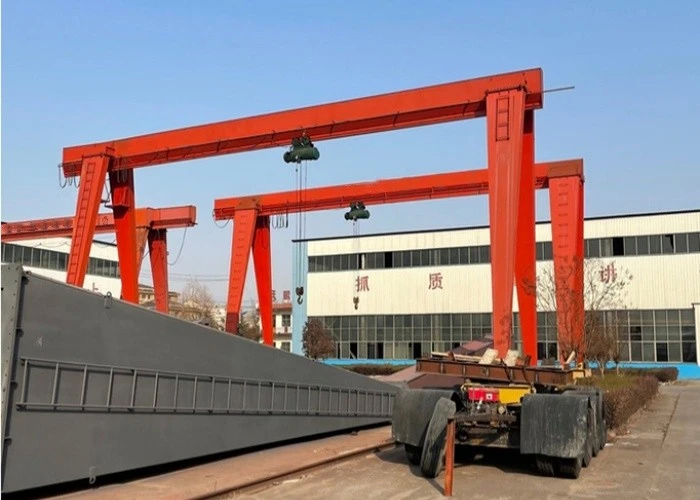 the gantry crane(4)